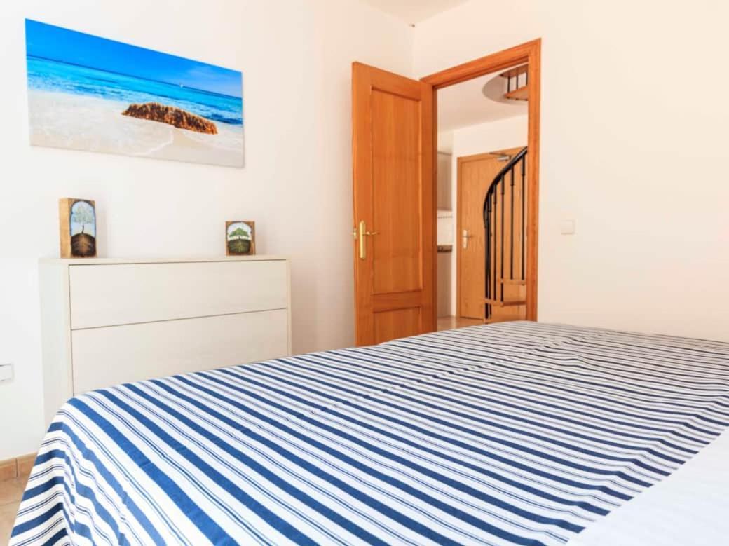 Apartamentos Sa Varadero 3D Vista Mare Laterale Es Pujols Exterior foto